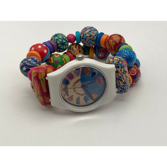 Brown Dog Design Womens Watch 34mm - New Battery - Colorful Beaded Stretch Band - Picture 6 of 7
